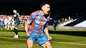 ¡Otro gol de Daniel Muñoz! Momento fulgurante del Crystal Palace ante el Millwall en la FA Cup
