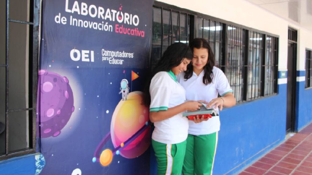 Centros Digitales MinTic operados por Claro