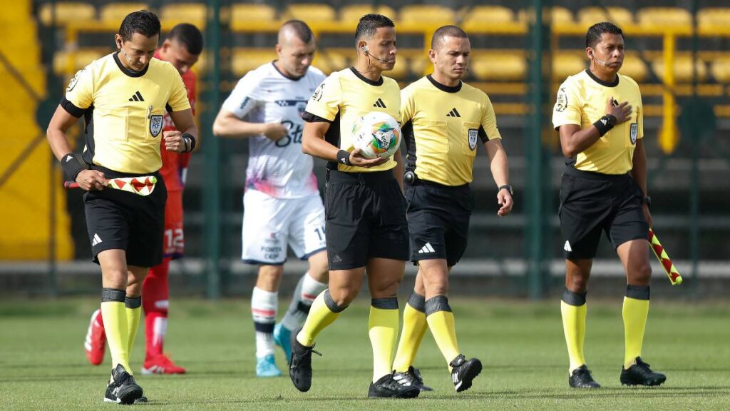 La Equidad vs Fortaleza / Vizzor