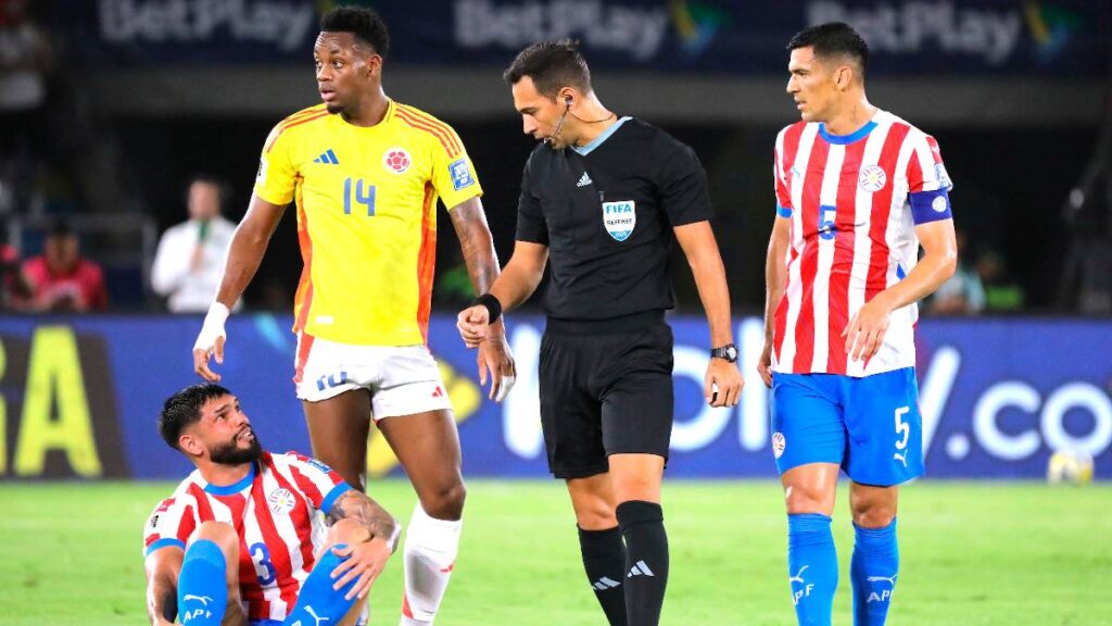 Colombia vs Paraguay / Vizzor