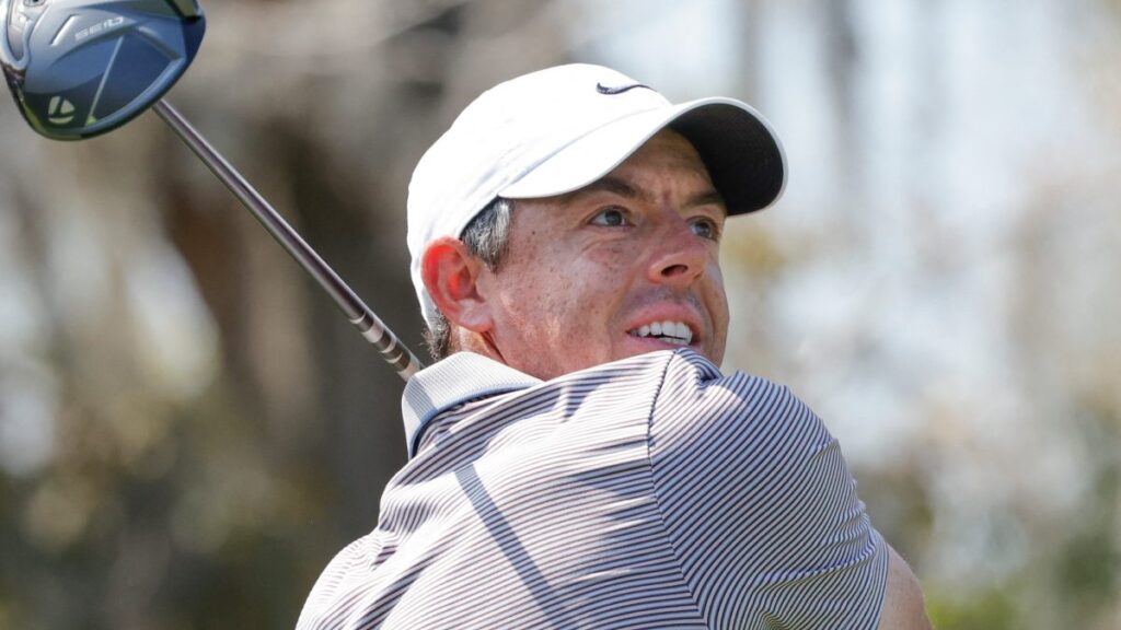 El golfista Rory Mcllroy se impuso a J.J. Spaun en el duelo del desempate del prestigioso Players Championship