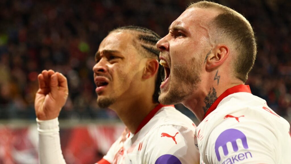El RB Leipzig se impuso como local al Borussia Dortmund con lo que se acerca a la zona de clasificación de la Champions League
