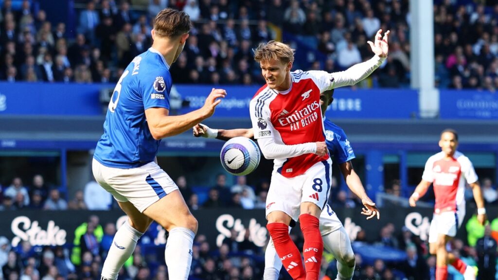 Everton vs Arsenal (Foto: REUTERS)