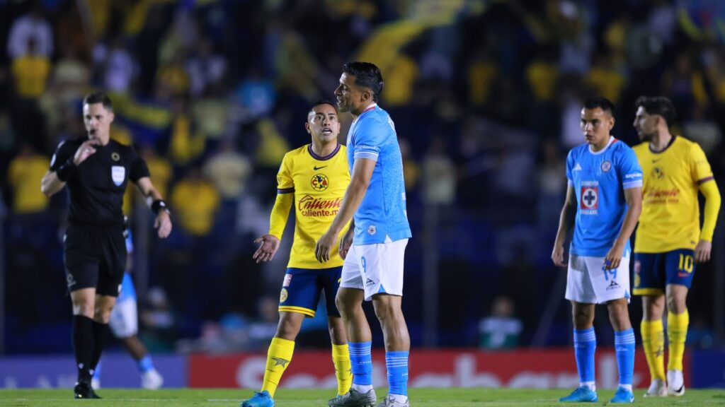 América y Cruz Azul empatan sin goles en la Concachampions | Imago 7