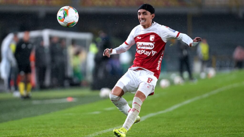 Ómar Fernández, jugador de Santa Fe | VizzorImage.