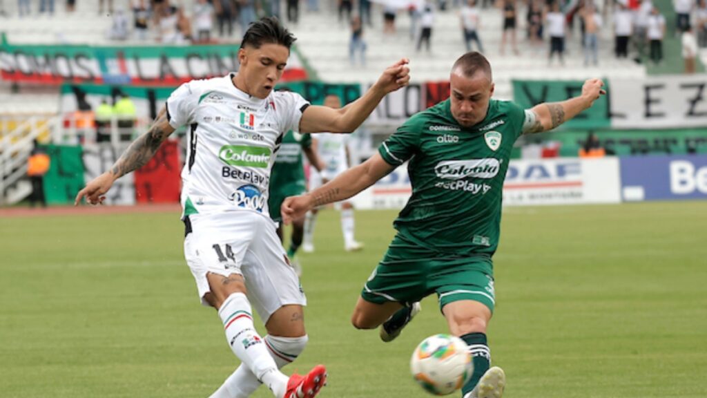 Once Caldas vs La Equidad | VizzorImage.