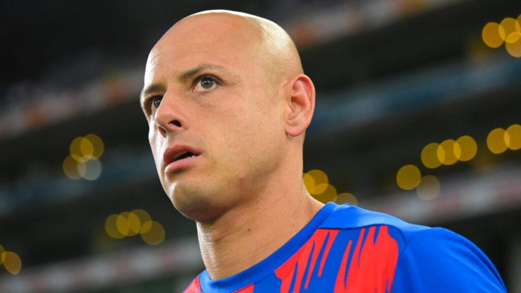 Chicharito Hernández no descarta jugar su cuarto Mundial con la selección mexicana