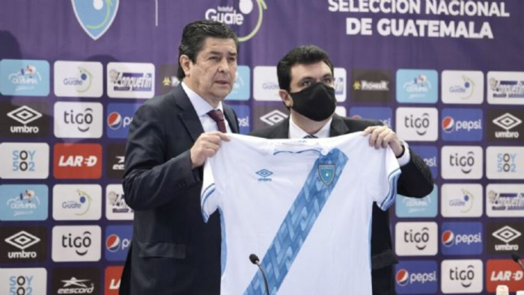 Tena y Paiz.