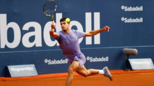 Carlos Alcaraz deja en el camino a Fils y avanza a una nueva final en el Barcelona Open