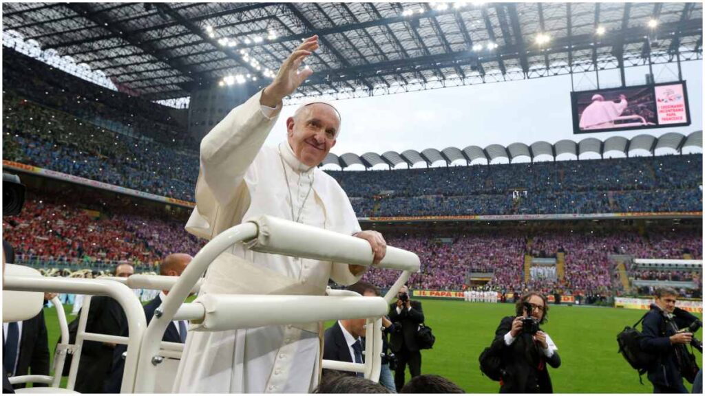 Conmoción en el fútbol italiano por la muerte del Papa Francisco | Reuters