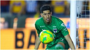 La afición de Monterrey condena los errores de Esteban Andrada en el Play In del Clausura 2025