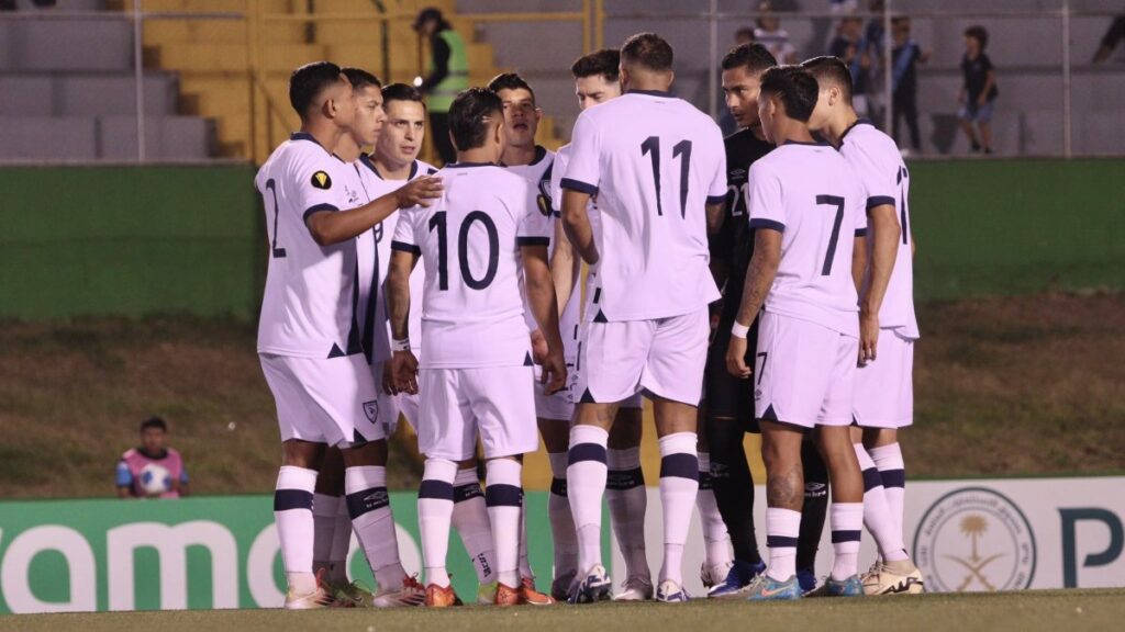 Guatemala no logra meterse entre los 100 mejores del ránking FIFA | @fedefut_oficial