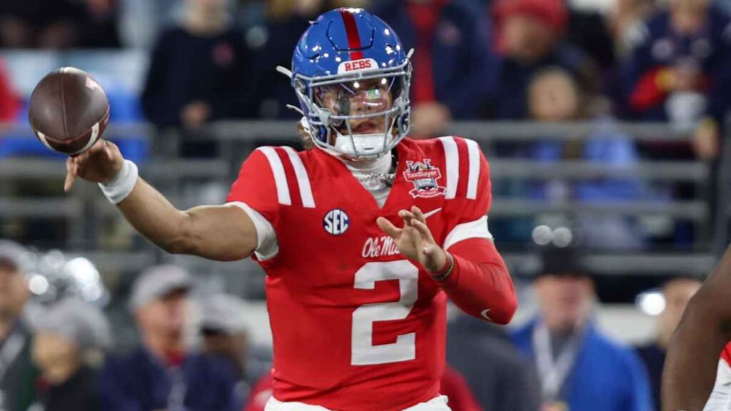 Jaxson Dart, QB Ole Miss Rebels