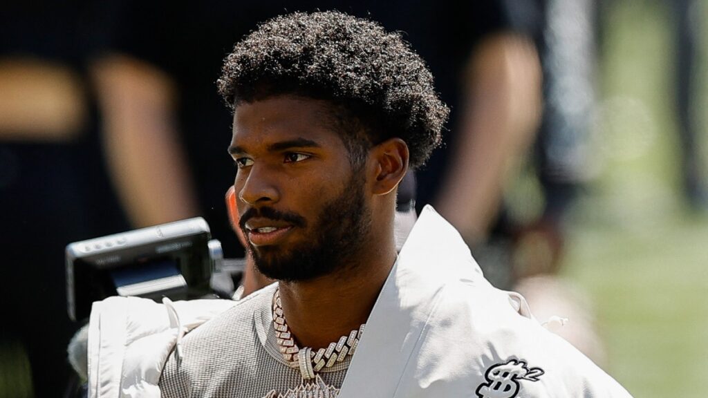 Shedeur Sanders, víctima de una broma durante el Draft.
