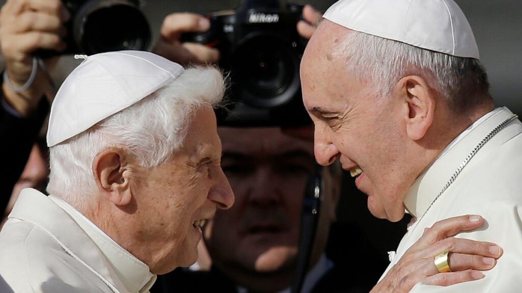 ¿Quiénes han sido los Papas y cuántos hay en la historia?