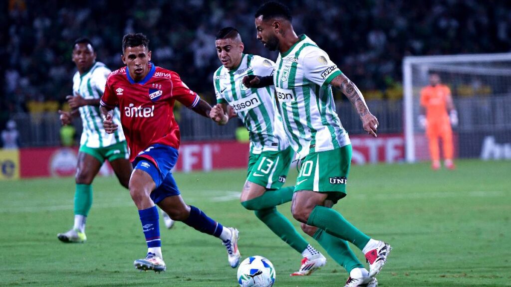 Atlético Nacional vs Nacional / Vizzor