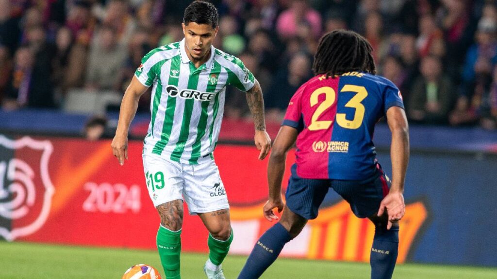Juan Camilo 'Cucho' Hernández / Foto: @RealBetis