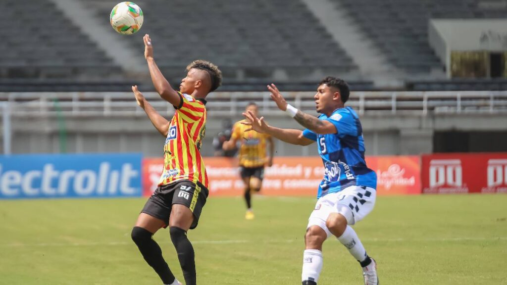 Deportivo Pereira vs Boyacá Chicó / Vizzor