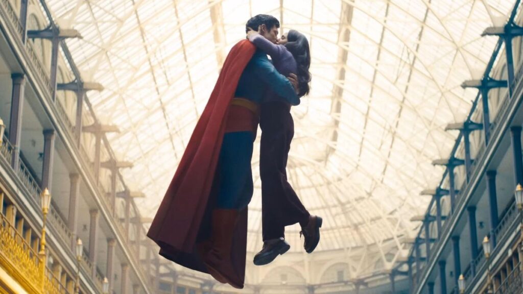 Imágenes del nuevo avance de la película de Superman | CAPTURA