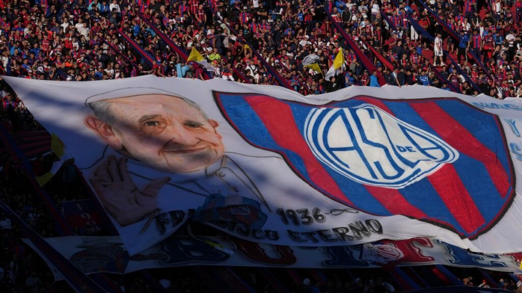 Francisco, es el primer papa latinoamericano en la historia