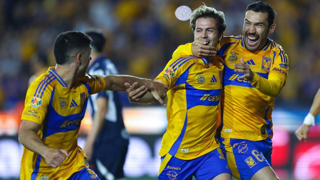 Tigres gana su Clásico Regio 50