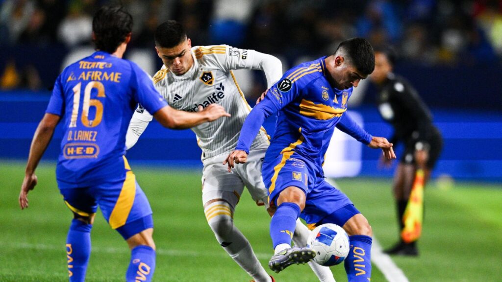 Duelo entre el Galaxy y los Tigres