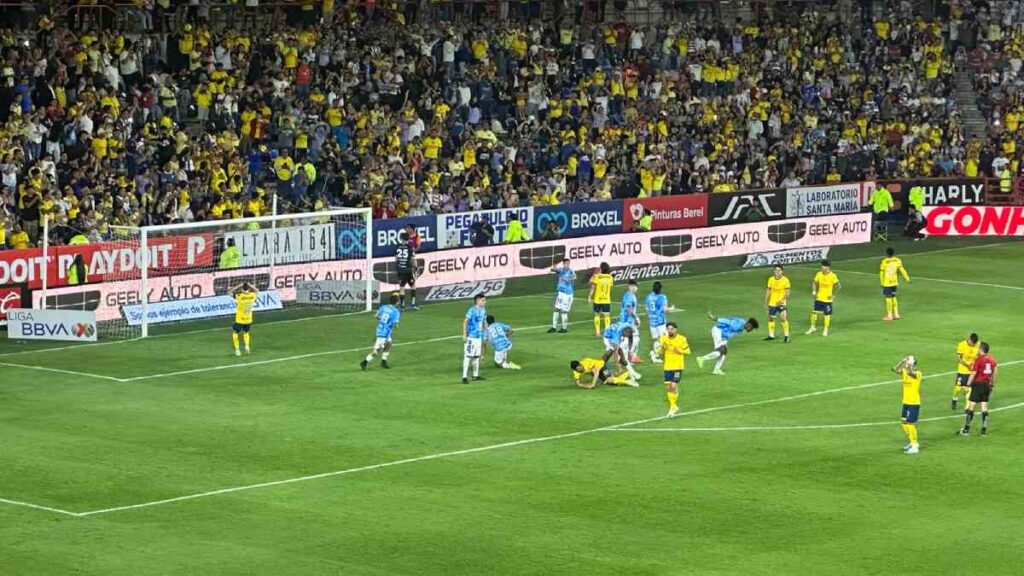 Pachuca derrota al América