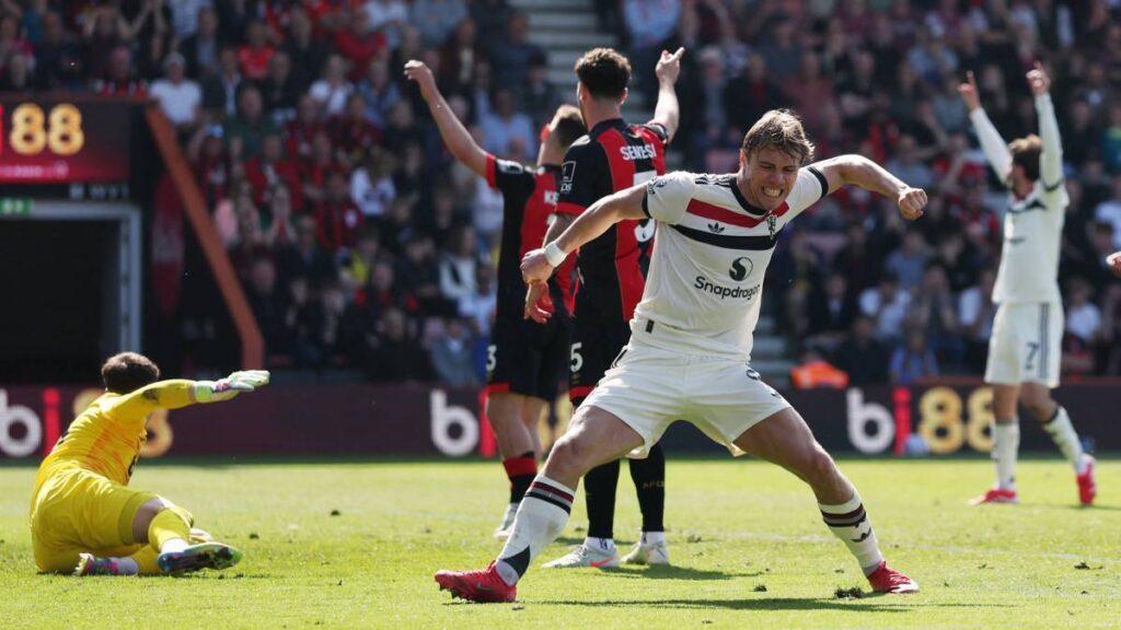 Manchester United rescata el empate ante el Bournemouth