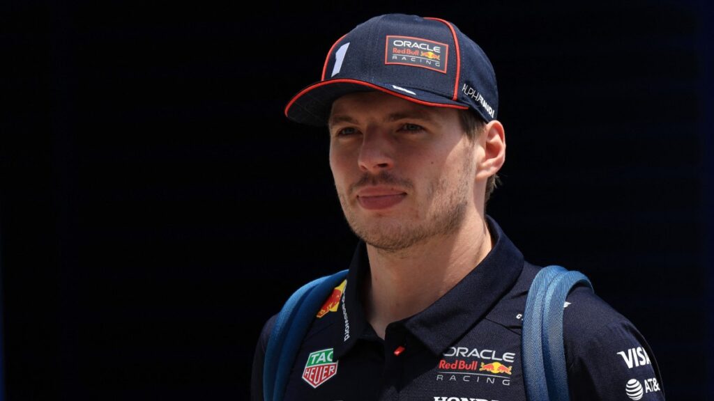 Verstappen se mostró contento con su Red bull al ganar la pole en Arabia Saudita