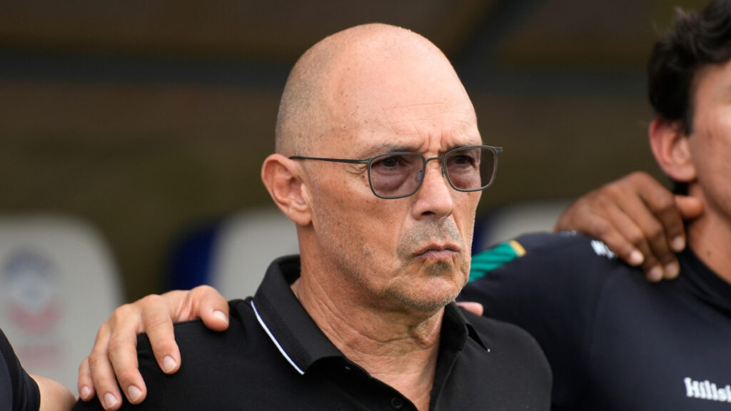 Alfredo Arias, durante el partido. - Vizzor Image.
