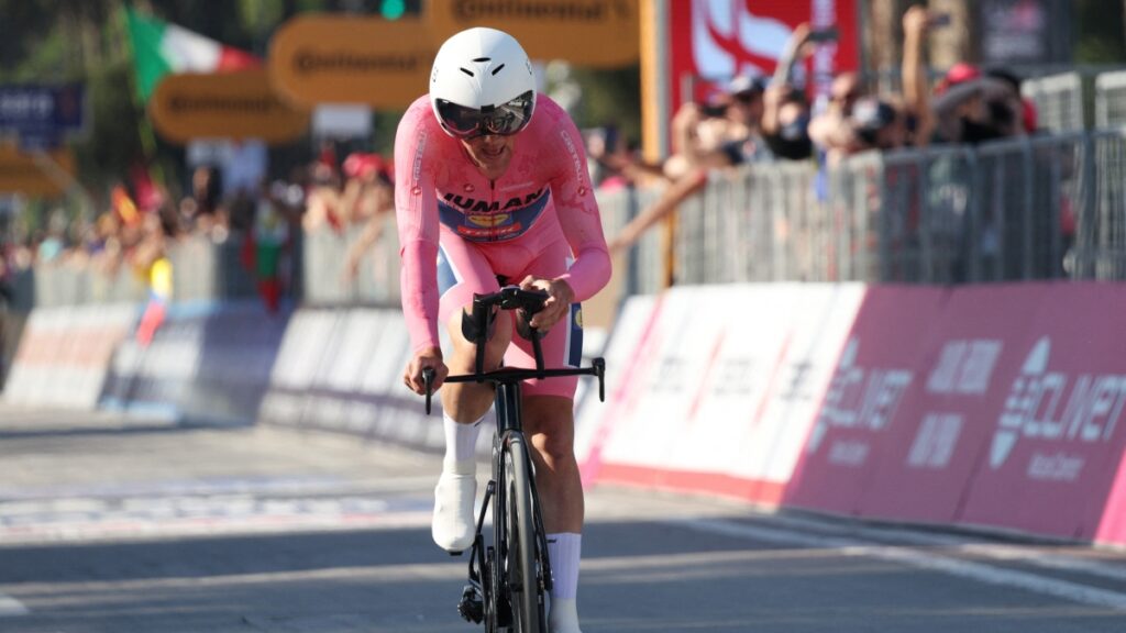 Mads Pedersen en el Giro de Italia | Reuters.