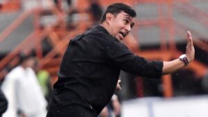 Jhon Jairo Bodmer no es más el técnico de La Equidad