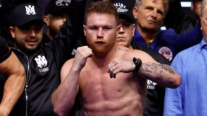 ¿Cuánto ganó Canelo Álvarez por la pelea ante William Scull en Arabia?
