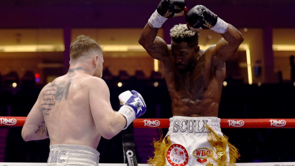 Canelo se queda con las ganas de noquear en Arabia | REUTERS/Hamad I Mohammed