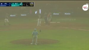 Los Charros de Jalisco derrotan a Saraperos de Saltillo en un juego suspendido por culpa de la niebla