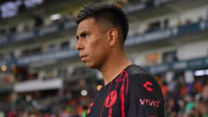 Efraín Álvarez vuelve a ser opción para reforzar a Chivas