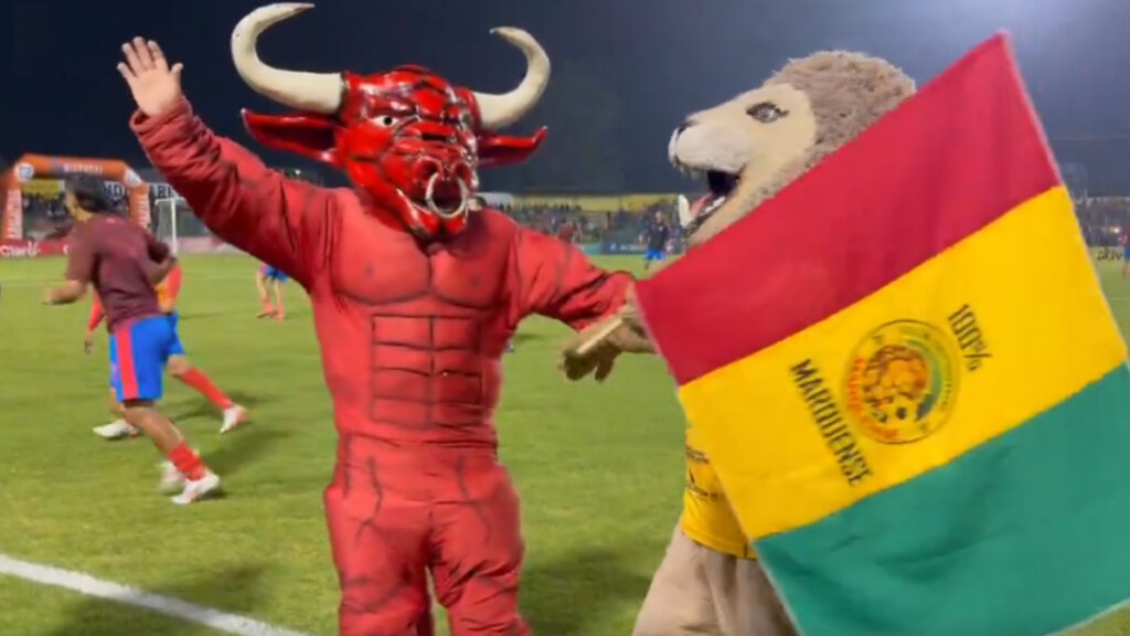 Las mascotas sean unidas. (Captura Marquense Facebook )