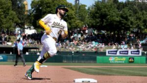 Langeliers borra a Judge con un jonrón decisivo en la séptima entrada y los Athletics se imponen a los Yankees