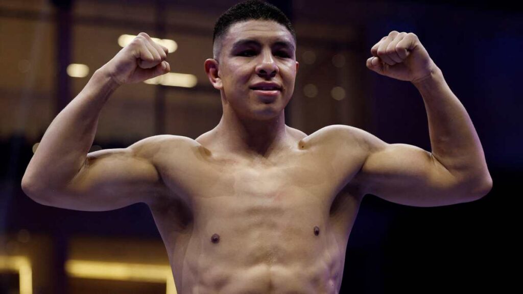 Jaime Munguía asegura que está de vuelta y se declara listo para Edgar Berlanga o Caleb Plant