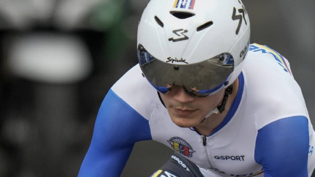 Orluis Aular, el mejor latino del Giro de Italia / AP