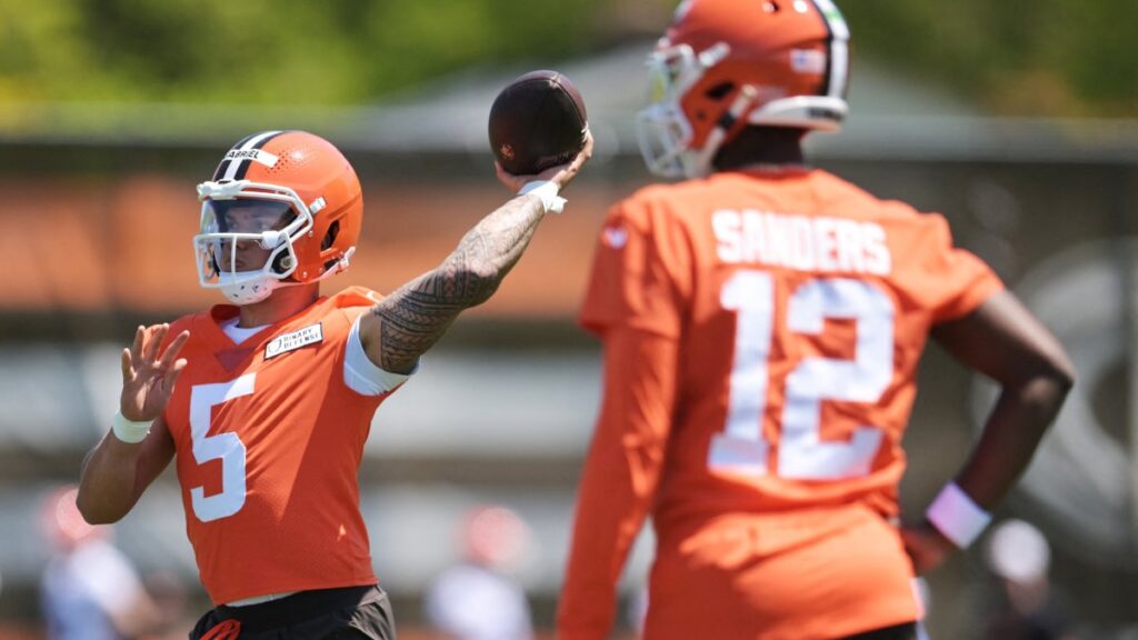 los Browns seleccionaron de manera inesperada al quarterback Dillon Gabriel con el pick 94