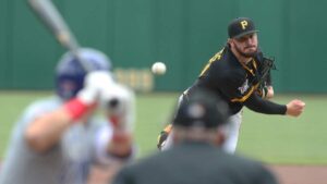 Los Cubs sacuden a Paul Skenes con tres cuadrangulares y Chicago se lleva la serie en Pittsburgh